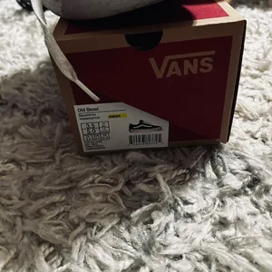 Vans Old Skool Shoes thumbnail 10