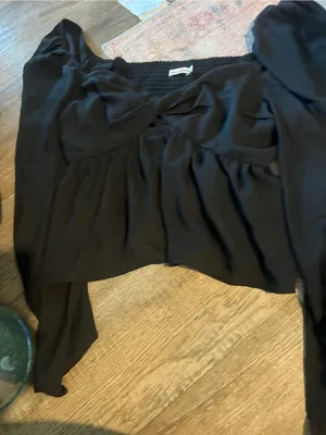 Abercrombie Women's Black Peplum Long-Sleeve Top thumbnail 5
