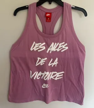 Women's Nike Racerback Tank Top Pink Size Large‎ Les Ailes De La Victoire thumbnail 1