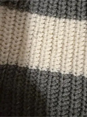 2000s vintage style 2011 aeropostale gray and white striped hooded knit cardigan thumbnail 8
