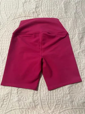 ALO Yoga High-Waist Bike Shorts in Fuchsia thumbnail 5