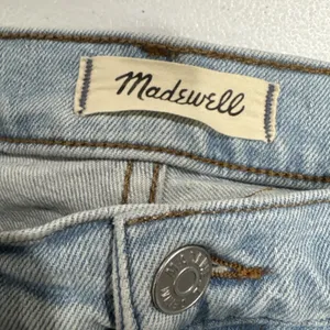 Madewell The Perfect Vintage Straight Jean Womens 26 Distressed Light Blue Denim thumbnail 6
