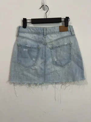 Aeropostale Distressed Light Wash Denim Mini Skirt Raw Hem Size 2 thumbnail 2