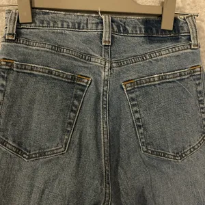 Abercrombie & Fitch Curve Love 90s Slim Straight Jeans Ultra High Rise 25 0L thumbnail 9