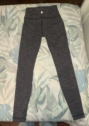 Lululemon Wunder Under Leggings thumbnail 1
