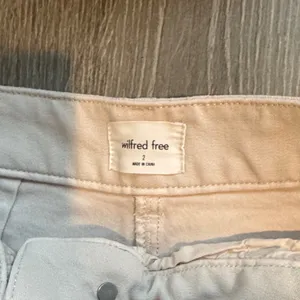 Wilfred Women's Straight Leg Jeans in Cream thumbnail 5