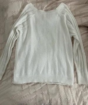 White Sweater thumbnail 2