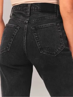 Abercrombie Black 90s Straight Ultra High Rise thumbnail 2