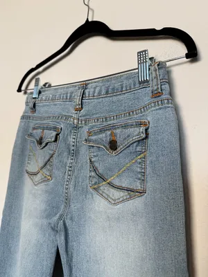 Women Y2K Flare Leg Jeans thumbnail 3