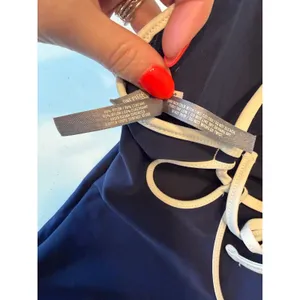 Aerie Womens Navy Blue White Trim Lace Up Back High Cut‎ One Piece Swimsuit S thumbnail 3