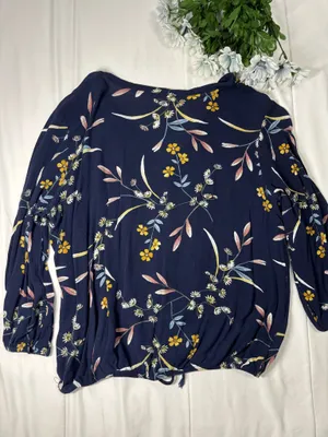 Free Kisses Navy Floral Button Front Blouse Boho Tie Hem Top Fit like a Size L thumbnail 5
