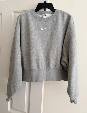 Nike Sportswear Essential Women Fleece Crewneck Sweatshirt Grey Cropped Small thumbnail 1