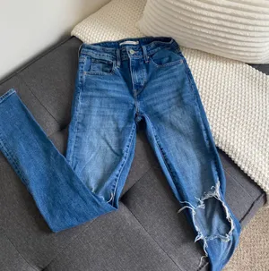 High Waisted Jeans Size 2 thumbnail 1