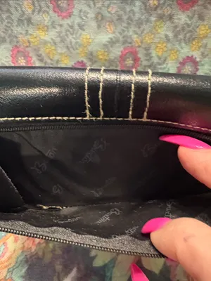 Buxton Black Leather Wallet with Cream Stitching Detail thumbnail 5