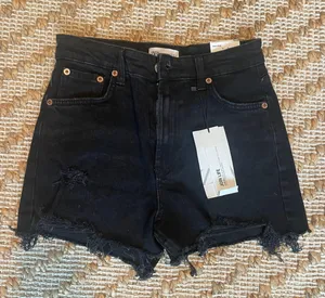 ZARA NWT High Rise Denim Shorts thumbnail 1