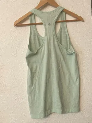 Lululemon Swiftly Tech Racerback Tank Top Women’s Racerback Size 8 thumbnail 4