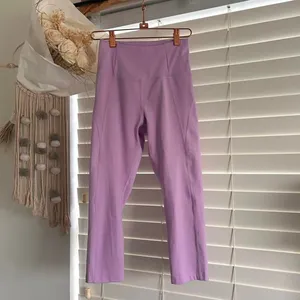 Girlfriend Collective lavender activewear high rise capri leggings XS thumbnail 2
