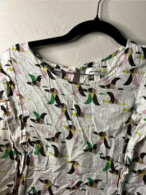 Porridge Anthropologie White Cotton Abstract Bird Print Ruffle Boho Top M thumbnail 4