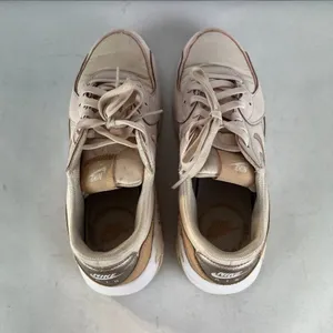 Nike Air Max Excee Sneaker Shoes Womens 9 Light Soft Pink Shimmer Low Top Casual thumbnail 4