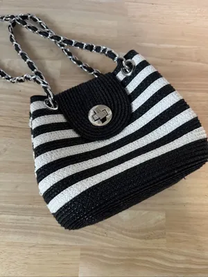 Striped Black and Cream Shoulder Bag with Chain Strap Black thumbnail 7