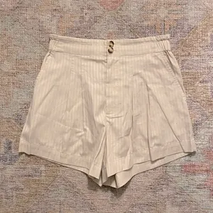 Treasure & Bond NWOT Pleated High Waisted Cotton Shorts thumbnail 10