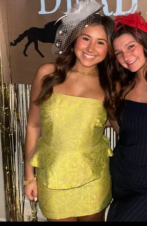 Green Dress thumbnail 2