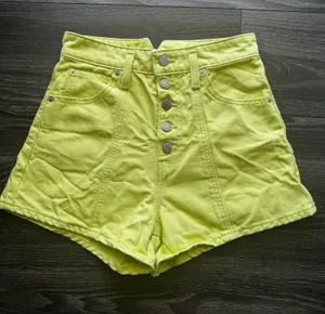 Levi's Notch High Waisted Denim Mom Shorts Daiquiri Neon Green thumbnail 1