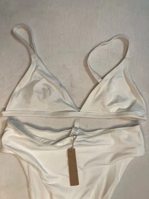SKIMS Bikini Set! M thumbnail 2