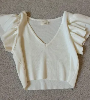 Dreamers By Debut White Ruffle Crop Top thumbnail 3