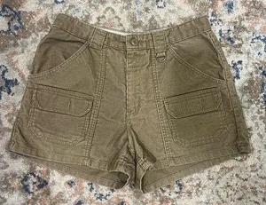 Women’s vintage Aeropostale cargo shorts size 8 thumbnail 1