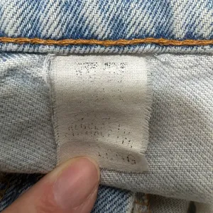 LEVI’S 550 Vintage 90s Light Wash Jeans thumbnail 4