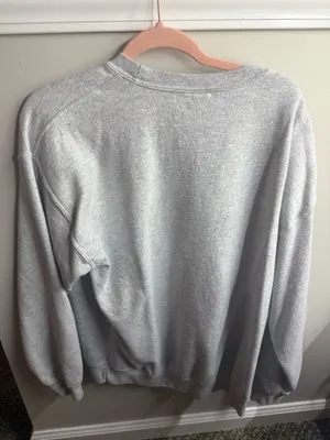 Gildan sweatshirt thumbnail 3