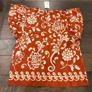 New With Tags Avara Teracotta and Cream Printed Flutter Sleeve Top Sz S thumbnail 1