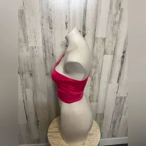 Hot pink crop top thumbnail 2