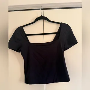 Aritzia babaton contour square neck thumbnail 4