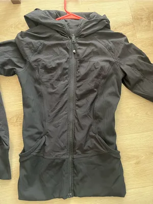 lululemon black hoodie thumbnail 7