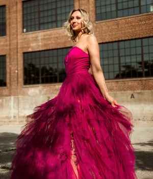 Boutique Brand New Prom Dress thumbnail 1