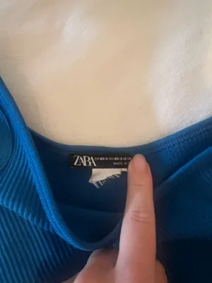 Zara blue ripped crop top size xs/s thumbnail 3