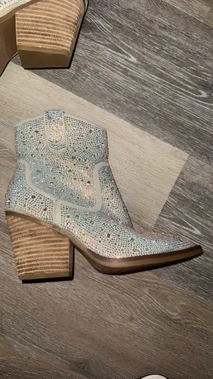Rhinestone Cowboy Boots Silver Size 7 thumbnail 5