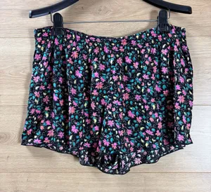 Jenni Sleepwear Floral Black Elastic-Waist Women’s Shorts XL thumbnail 1