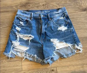 AMERICAN EAGLE Highest Rise 90’s Boyfriend Short Distressed Denim Size 6 thumbnail 1