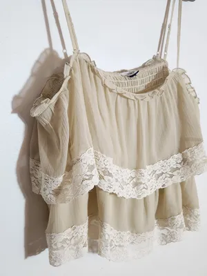 American Eagle Cream Boho Ruffle Lace Cropped Top Size XL thumbnail 3