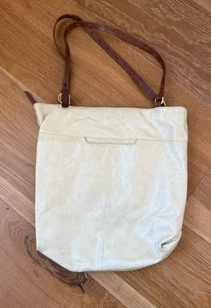 Hobo International Large Shoulder Bag thumbnail 1