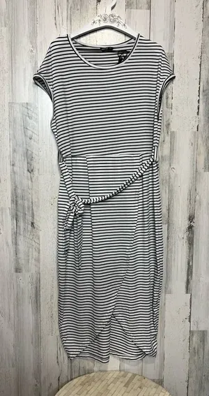 Stripped dress White Size XL thumbnail 1
