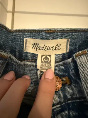 The Perfect Vintage Cropped Jean thumbnail 2