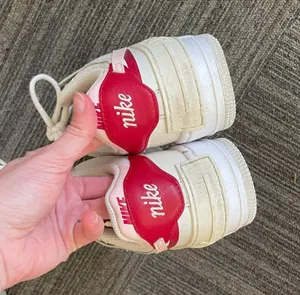 Nike Air Force 1 thumbnail 2
