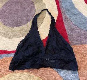Victoria’s Secret PINK Black Halter Lace Bralette Unlined Un-Padded Size Small thumbnail 1
