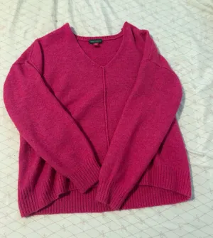 Vince Camuto Sweater thumbnail 1