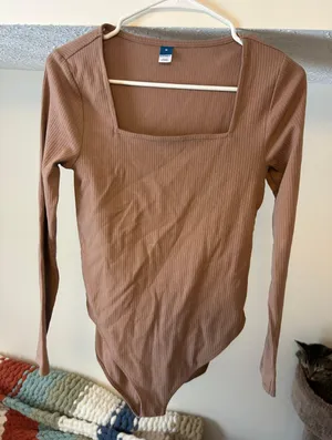 Long Sleeve thumbnail 1