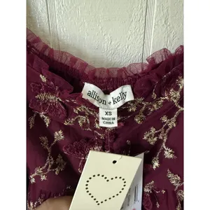 Allison + Kelly Burgundy Butterfly Embroidered Mesh Puff Sleeve Mini Dress XS thumbnail 2